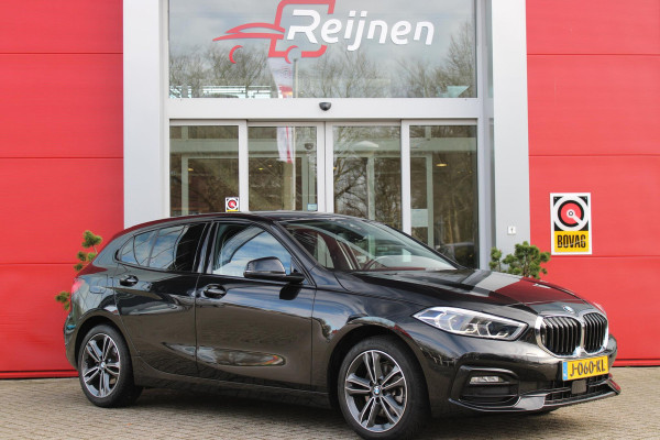 BMW 1-serie 118i 140PK AUTOMAAT EXECUTIVE | NAVIGATIE | LED KOPLAMPEN | KEYLESS ENTRY | CLIMA CONTROL | LICHTMETALEN VELGEN 17" | PARKEERSENSOREN VOOR EN ACHTER | COMFORT STOELEN | APPLE CARPLAY/ANDROID AUTO | DIGITALE COCKPIT |