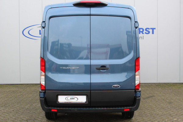 Ford Transit 350 2.0-170pk TDCI L3H2 Trend. AUTOMAAT ! Net ingereden, uit voorraad leverbaar ! Volautm. airco, metallic lak, lane- en side assist, adaptive cruise, navigatie by Apple carplay/Android auto cntrl, bijrijdersbank, USB aansluiting etc.