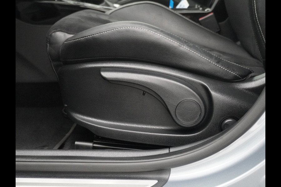 Kia Ceed Sportswagon 1.5 T-GDi GT-Line Automaat (Rijdende demo) - Automaat - Panorama dak - Stoel en stuurwiel verwarming - Android Auto/Apple CarPlay - Electrische achterklep - Fabrieksgarantie tot 02-2029
