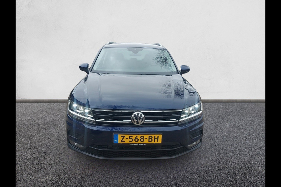 Volkswagen Tiguan 2.0 TSI 4Motion Highline Automaat, airco,cruise,elec trekhaak,elec achterklep,stoel/stuurverwarming,navigatie/achteruitrijcamera,parkeersensoren,