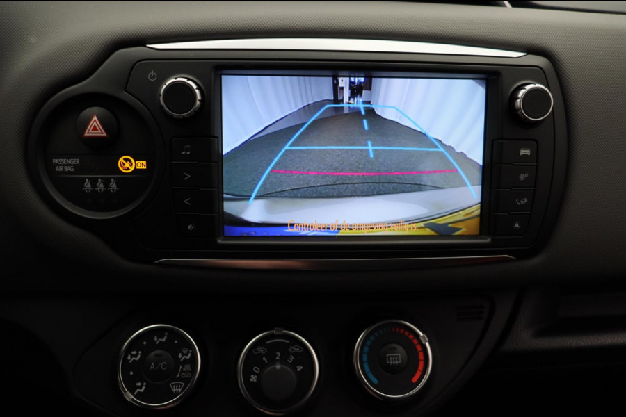 Toyota Yaris 1.3 VVT-i Dynamic Navigatie Camera 1e Eigenaar