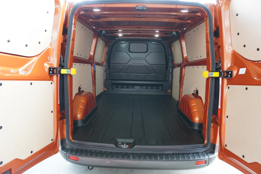 Ford Transit Custom 300L 2.0 TDCI 130PK L2H1 Limited Active Edition Nr. V078 | Airco | Cruise | Apple CarPlay & Android Auto