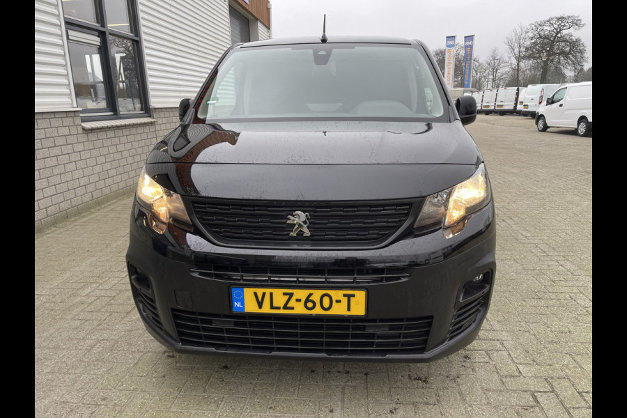 Peugeot Partner 1.5 BlueHDI automaat Asphalt / vaste prijs rijklaar € 15.450 ex btw / lease vanaf € 283 / dubbel schuifdeur / lichtemetalen velgen / airco / cruise / camera / trekhaak !