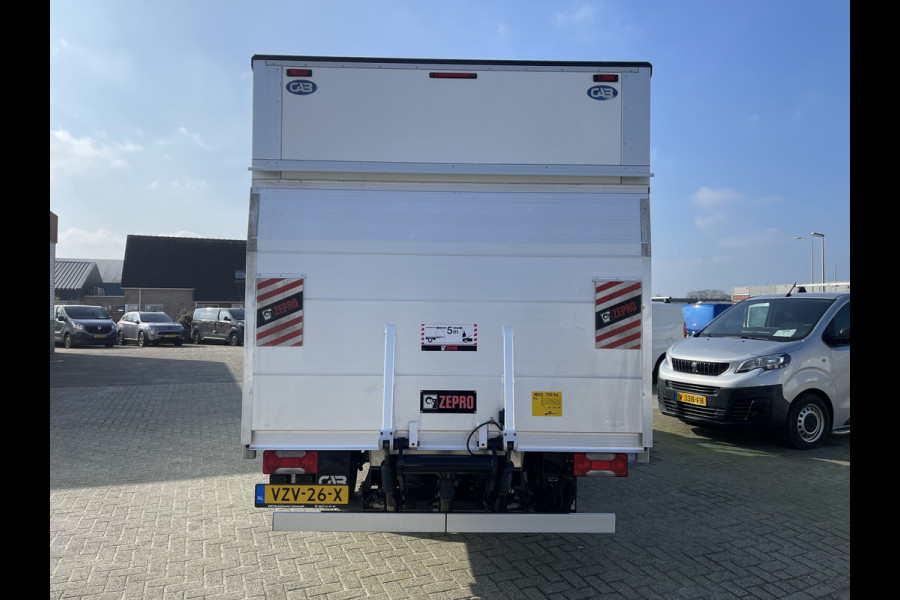 Iveco Daily 35S14 Himatic 8 traps automaat / bakwagen met laadklep / rijklaar € 30.950 ex btw / lease vanaf € 554 / cruise en climate control / standkachel en stoelverwarming