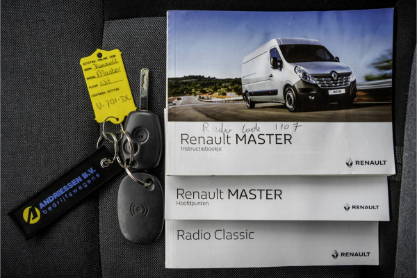 Renault Master **2.3 dCi L2H2 | Euro 6 | 131 PK | A/C | Cruise | MF Stuur**
