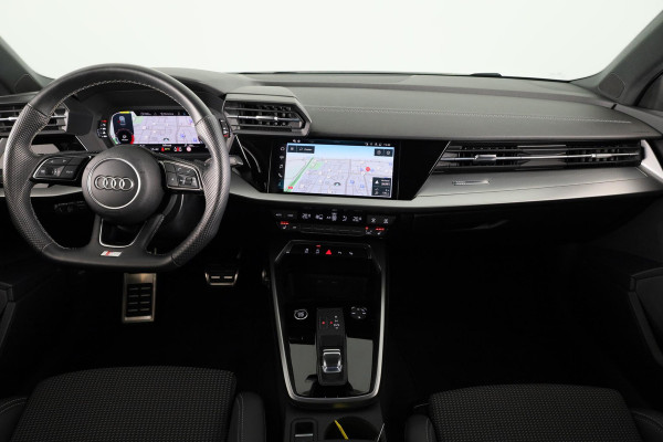 Audi A3 Limousine 35 TFSI S edition 150 pk Automaat | Verlengde garantie | Navigatie | Parkeersensoren (Park assist) | Stoelverwarming