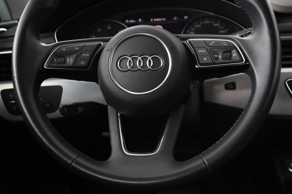 Audi A4 35 TFSI Sport | Navigatie | Full LED | Trekhaak | Sportstoelen | Audi Sound | Telefoonintegratie | Climate control | PDC | Cruise control