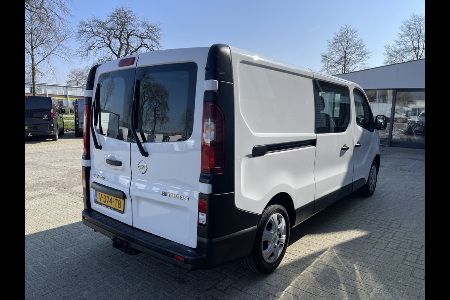 Opel Vivaro 1.6 CDTI 125pk L2H1 DC 5 persoons Edition EcoFlex / vaste prijs rijklaar € 16.950 ex btw / lease vanaf € 311 / airco / cruise / navi / trekhaak 2000 kg / pdc achter !