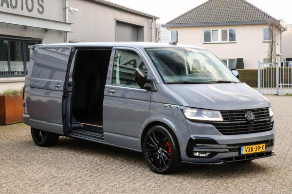 Volkswagen Transporter 2.0 TDI L2 DSG Automaat Highline Bulli! NIEUW|Direct leverbaar|Nardo|Leder|LED|NAVI|CarPlay|20inch|Trekhaak