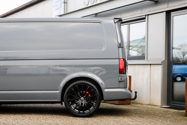 Volkswagen Transporter 2.0 TDI L2 DSG Automaat Highline Bulli! NIEUW|Direct leverbaar|Nardo|Leder|LED|NAVI|CarPlay|20inch|Trekhaak