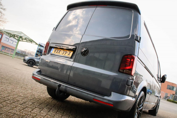 Volkswagen Transporter 2.0 TDI L2 DSG Automaat Highline Bulli! NIEUW|Direct leverbaar|Nardo|Leder|LED|NAVI|CarPlay|20inch|Trekhaak