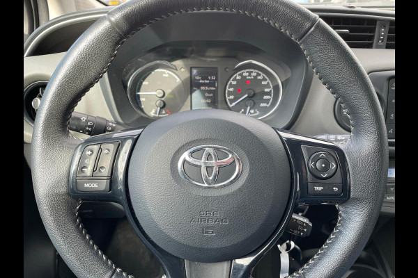 Toyota Yaris 1.5 Hybrid Dynamic Automaat (RIJKLAARPRIJS / BOVAG)