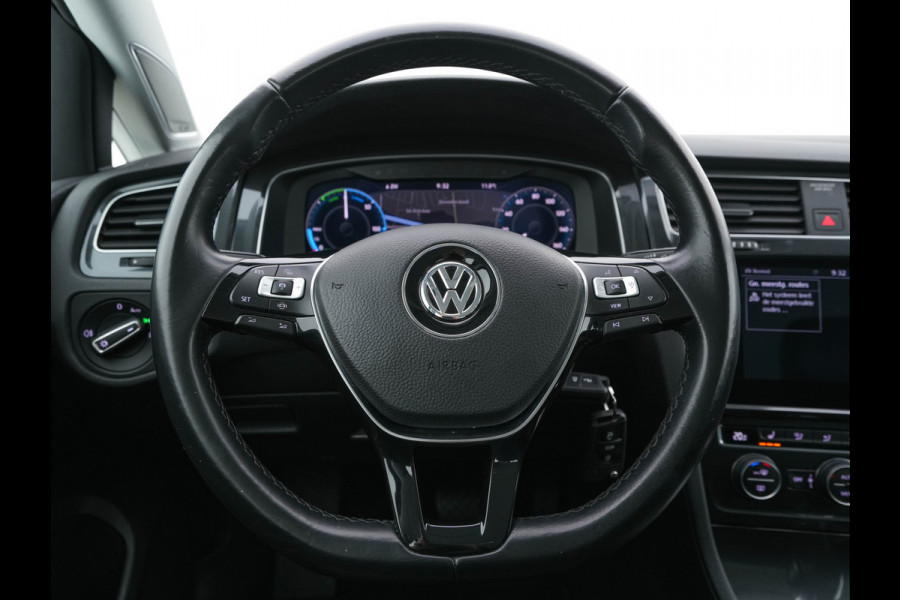 Volkswagen e-Golf (INCL-BTW) *VIENNA-VOLLEDER | FULL-LED | ADAPTIVE-CRUISE | VIRTUAL-COCKPIT | DYNAUDIO | NAVI-FULLMAP | ECC | PDC | SPORT-SEATS | 17"ALU*