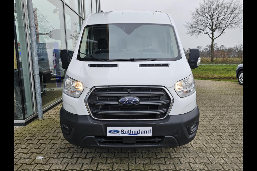 Ford Transit 350 2.0 TDCI L3H2 Trend 130pk Automaat | Trekhaak | Airco | DAB | Parkeersensoren v+a | Zéér netjes!