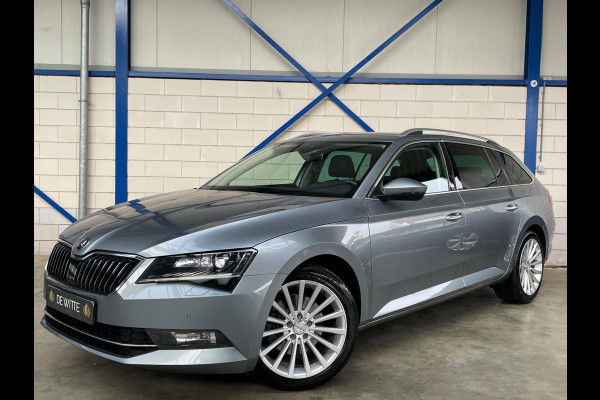 Škoda Superb Combi 1.8 TSI Laurin & Klement KEYLESS|LEDER|DSG