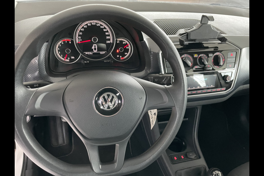 Volkswagen up! 1.0 BMT move up! Airco - Radio/AUX - LMV - CD+AB - Ramen E-VZ - RS - HSA - B-Stoel IHV