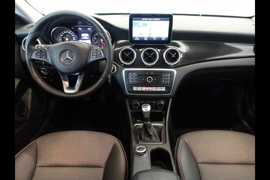 Mercedes-Benz CLA-Klasse 180 Prestige AMG Ed- Leer I Navi I Camera I Xenon Led I ECC I LMV