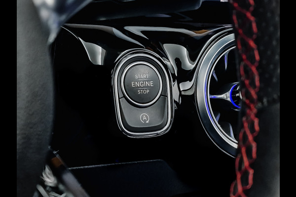 Mercedes-Benz GLA 250 4-Matic AMG Night Edition Aut- Panodak I Sfeerverlichting I Carbon Pakket I Sideskirts I Camera
