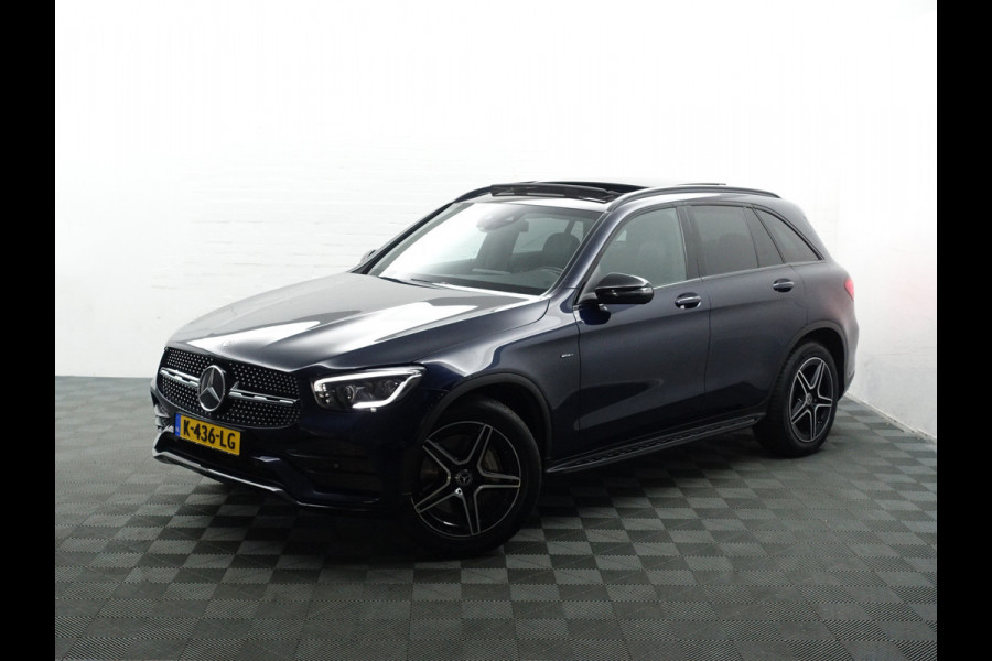 Mercedes-Benz GLC 200 AMG Night Edition Aut- Nieuw Model I Panodak I Virtual Cockpit I Treeplanken I Sfeerverlichting I Xenon Led