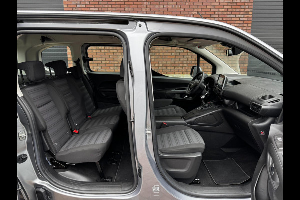 Opel Combo Tour 1.2 Turbo L1H1 Edition / 110 PK / Trekhaak / Navigatie / Climate Control / Cruise Control