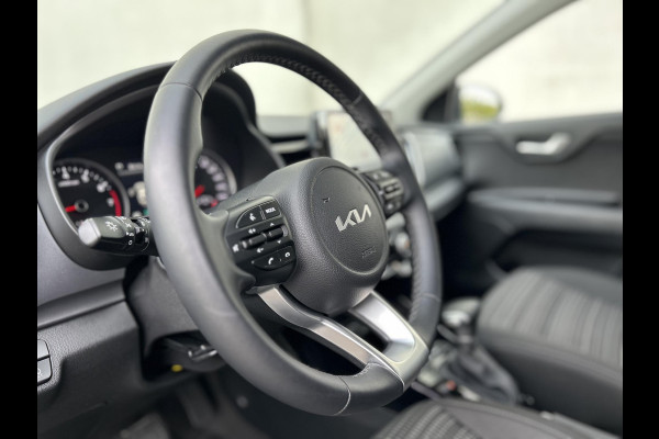 Kia Stonic 1.0 T-GDi MHEV DynamicPlusLine Automaat | Camera | Navi | Key-Less | Clima | 16” Velgen | PDC | Cruise | LED |