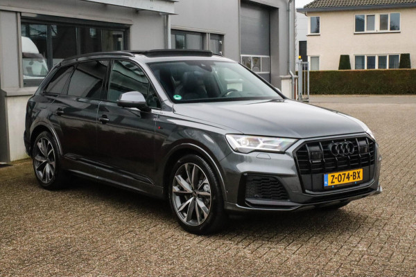 Audi Q7 55TFSI e Quattro Pro Line S S-Line 381pk Automaat! 1e|DLR|Luchtvering|Panoramadak|Virtual|Kuipstoelen|Ventilatie|Softclose