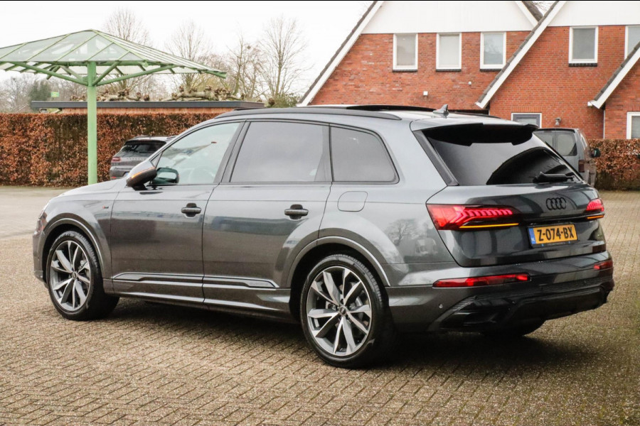 Audi Q7 55TFSI e Quattro Pro Line S S-Line 381pk Automaat! 1e|DLR|Luchtvering|Panoramadak|Virtual|Kuipstoelen|Ventilatie|Softclose