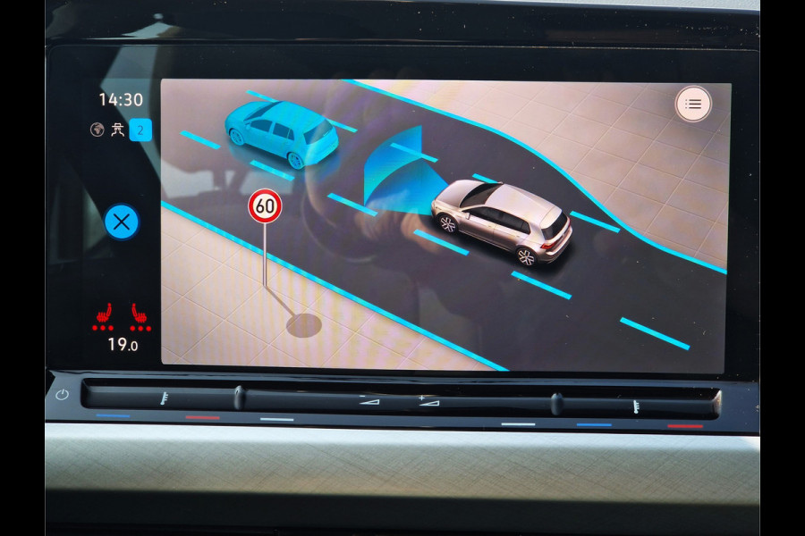 Volkswagen Golf 1.5 TSI Life Business - 130 Pk - Euro 6 - Adaptive CC - Climate Control - Apple Carplay . Android Auto