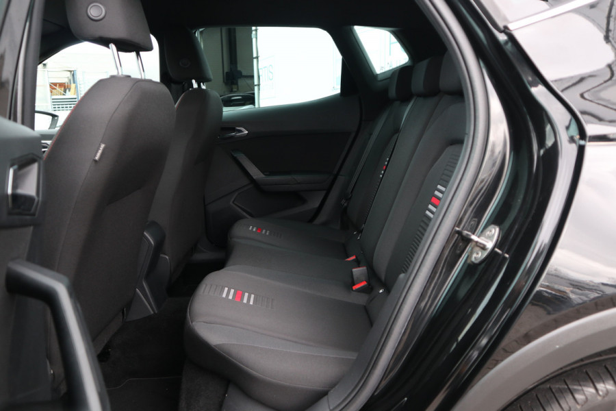 Seat Arona 1.0 TSI FR Business Intense NL AUTO | CARPLAY | 7 TRAPS | STOELVERW | CAMERA |