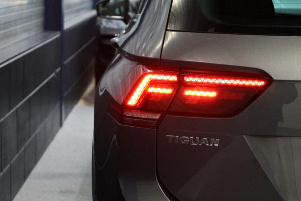 Volkswagen Tiguan 2.0 TSI 4Motion Highline LED/VIRTUAL/PANO/ALCANTARA+S.VERWARMING+MASSAGE/LMV/360/LINE/ACC/ECC/12 MDN GARANTIE!