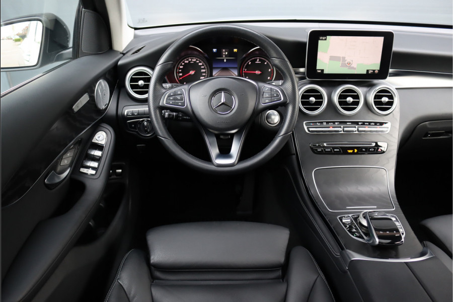 Mercedes-Benz GLC 220 d 4-MATIC Aut9, Panoramadak, Camera, Head-up Display, Trekhaak, Burmester, Dodehoekassistent, Led Intelligent Light System, Etc.