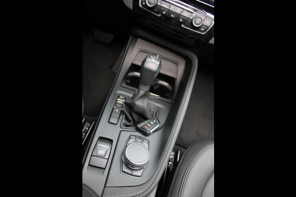 BMW X1 xDrive25i High Executive Benzine - Automaat - 232 pk - 9.424 km - Pano
