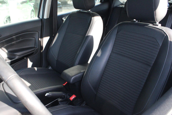 Ford EcoSport 1.0 EcoBoost Titanium | Navigatie | Airco | Parkeersensoren