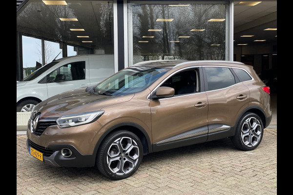 Renault Kadjar TCe 130 Intens Leer / LM 19'' / P-sens & Camera / Trekhaak / Full LED / Keyless / Elektr bed. voorst. / Stoel verw.