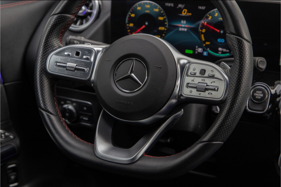 Mercedes-Benz GLA 250 e AMG Line, Nightpakket, Distronic, Plug-in Hybrid, Widescreen, 2022