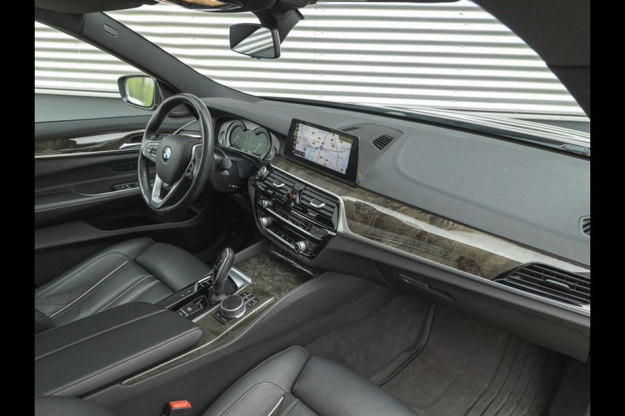 BMW 6 Serie Gran Turismo 630i Luxury - Panorama - Harman Kardon - Comfortzetels - Stuurwielverwarming