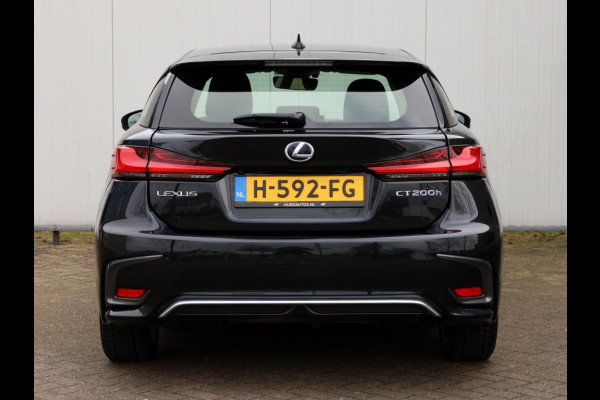 Lexus CT 200h Dynamic | Leder/Alcantara | Breedbeeld Navi | Safety Pack