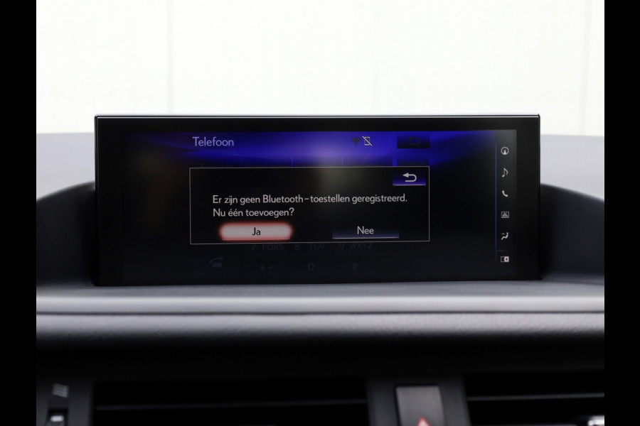 Lexus CT 200h Dynamic | Leder/Alcantara | Breedbeeld Navi | Safety Pack