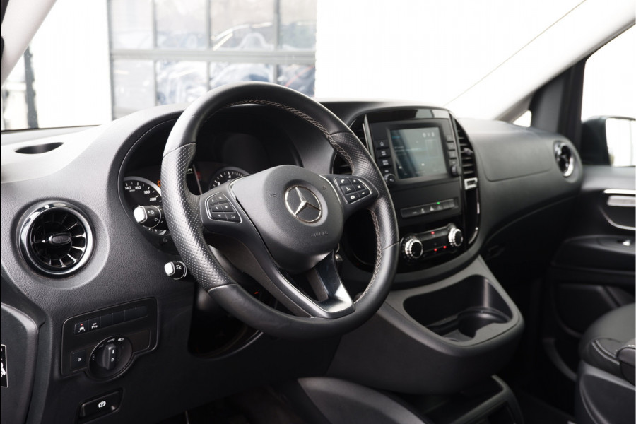 Mercedes-Benz Vito 119 CDI / Aut / AMG / Sport / Lang / DC / 2x Schuifdeur / Apple Carplay / Leer / Xenon-Led / Camera / Vol Opties / NIEUWSTAAT