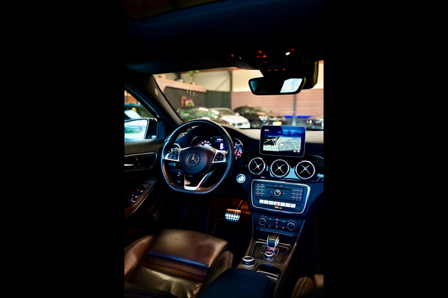 Mercedes-Benz GLA 45 AMG 4Matic Premium Plus - Panoramadak - Achteruitrijcamera - CarPlay - Parkeerassistent -