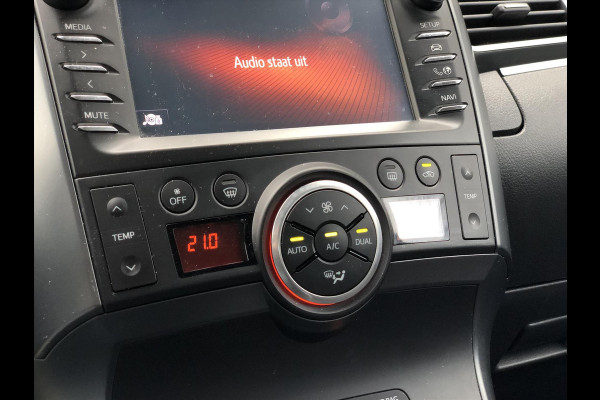 Toyota Verso 1.8 VVT-i 147pk Automaat Dynamic | Trekhaak, Climate control, Lichtmetalen velgen, Cruise control, Licht + Regensensor