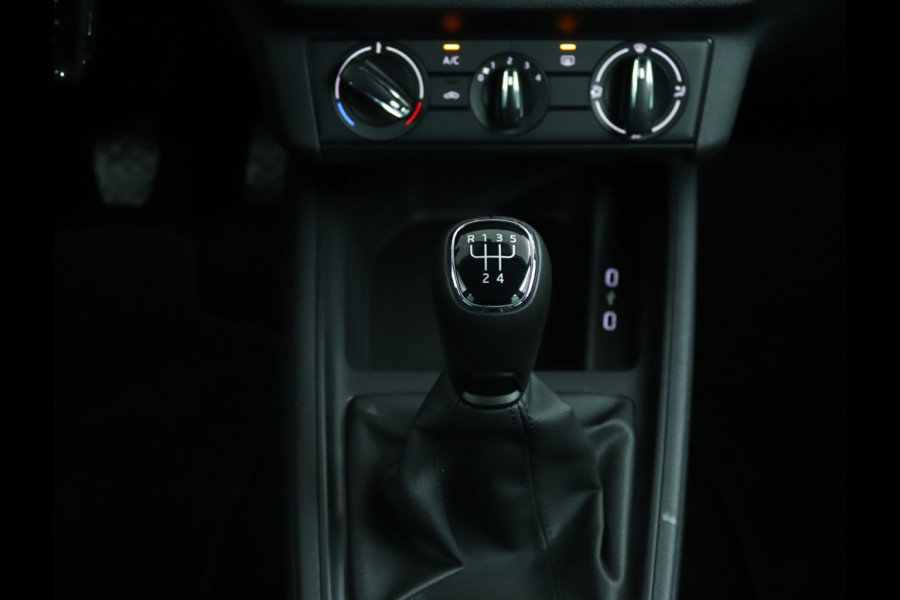 Škoda Kamiq 1.0 TSI Active - Mooie Velgen! - Bluetooth - Cruise Control - LED Koplampen - Airco - Bovag Garantie