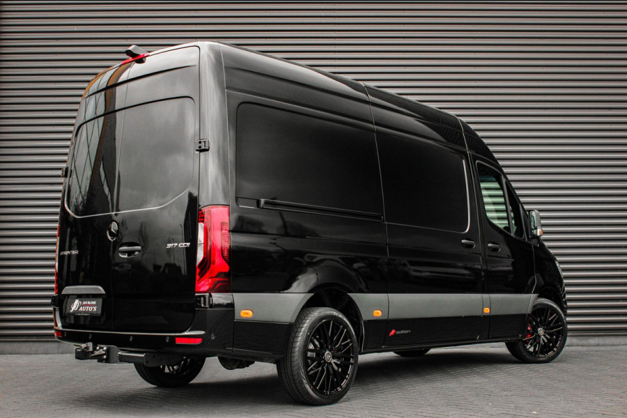 Mercedes-Benz Sprinter 317 CDI L2H2 RWD 170PK FULL BLACK JB-EDITION / 3500KG / NEW / DIRECT RIJDEN / NAVIGATIE / PDC / FULL / LED