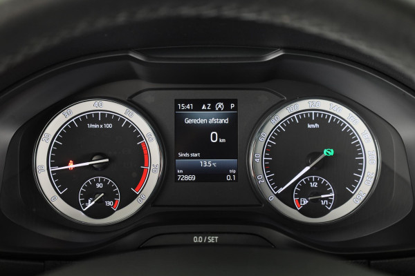 Škoda Karoq 1.0 TSI Ambition Business | Navigatie | Stoelverwarming | Privacy glass |