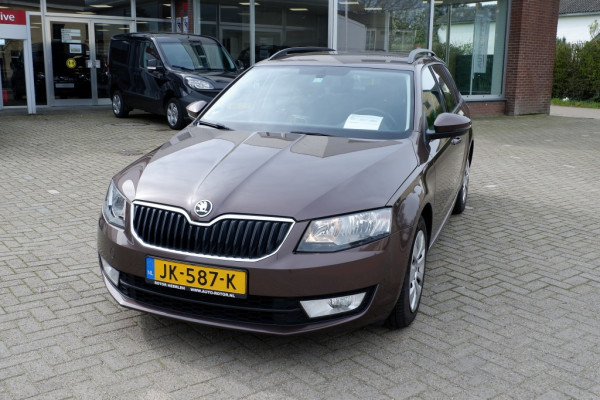 Škoda Octavia Combi 1.2 TSI Grt Ambition Rijklaarprijs incl. 12mnd garantie