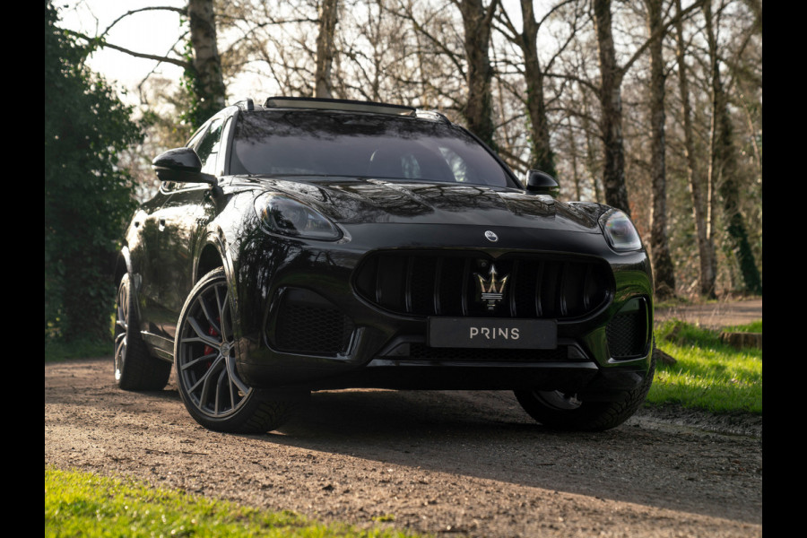 Maserati Grecale Modena 330pk MHEV | MY23 | Pano-dak | Sonus Faber | 21 inch | 360 cam | Head-up
