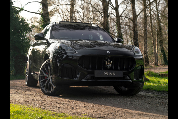Maserati Grecale Modena 330pk MHEV | MY23 | Pano-dak | Sonus Faber | 21 inch | 360 cam | Head-up