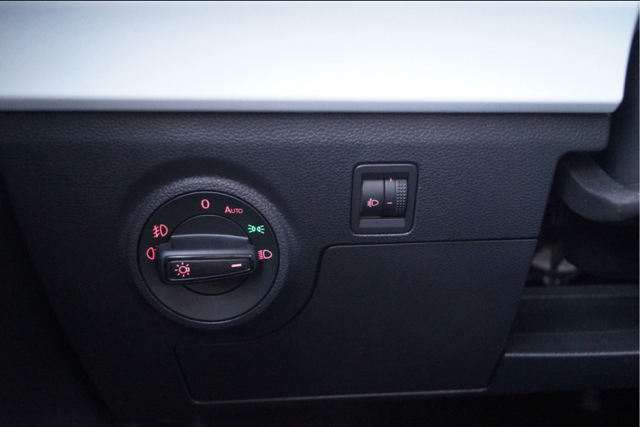 Seat Arona 1.0 TSI Style DSG7 | Apple Carplay/Android Auto | Voorstoelen verwarmd | Adaptieve Cruise Control