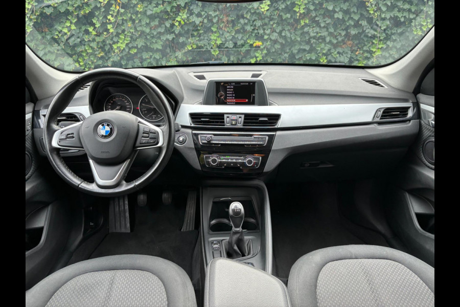 BMW X1 SDrive18i Centennial Executive /Navi /Stoelverwarming