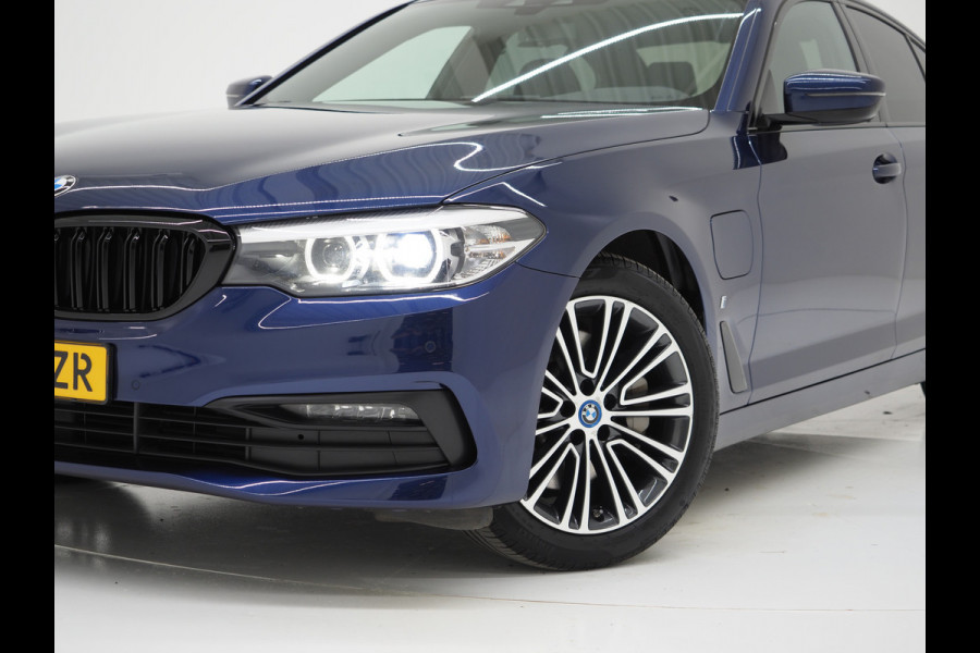 BMW 5 Serie 530e iPerformance High Executive | Shadow-Line | Sportstoelen | Leder | LED
